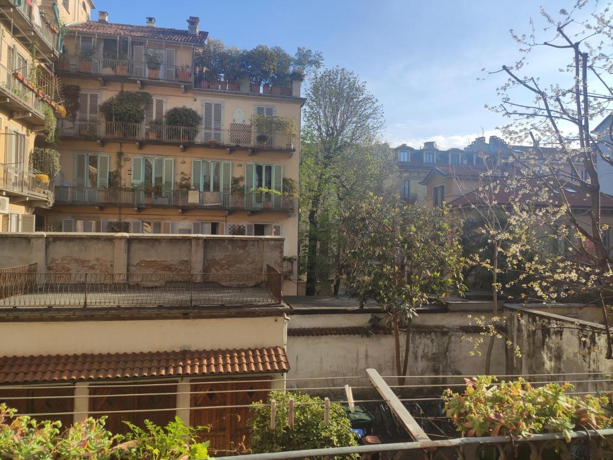 Appartamento Su Cortile Magico Turim Exterior foto